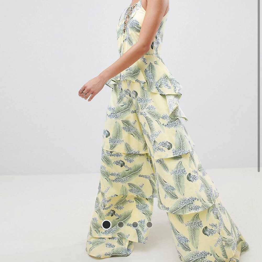 NEW ASOS Vacation statement jumpsuit SZ 10